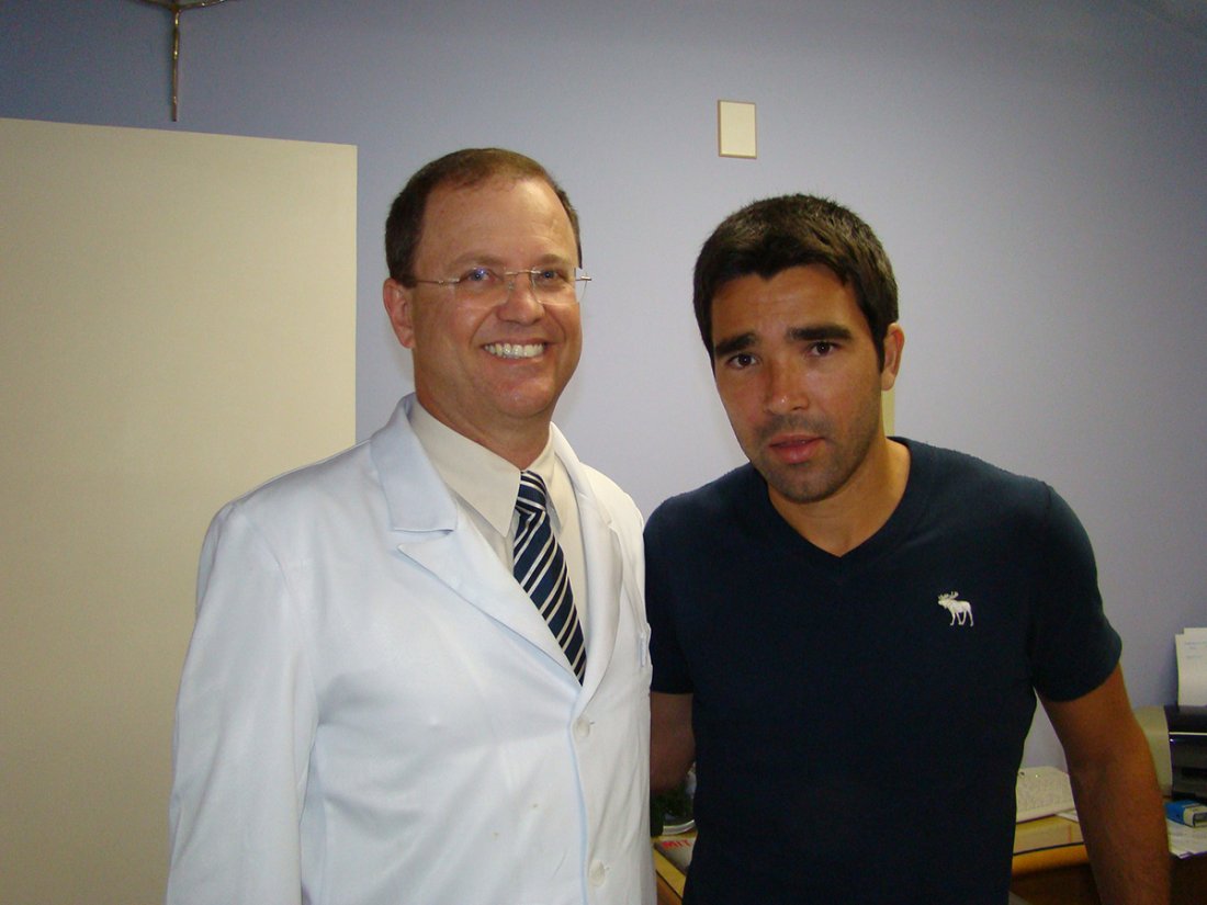 Dr. Marcos Cabral e o jogador Deco - Odontologia do Esporte